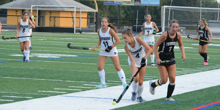 Bird beaters: Field hockey team posts consecutive shutouts