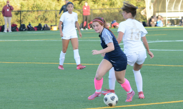 Wreckers beat Trumbull 2-1, advance in FCIACs