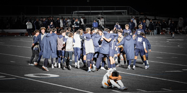 Stifling defense leads boys soccer to FCIAC final