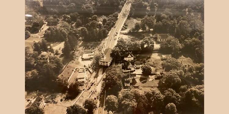 Saugatuck CC to celebrate that time the church was on a roll