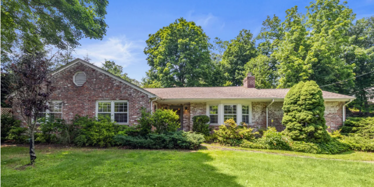 32 Narrow Rocks Road - Photo SmartMLS, Inc.