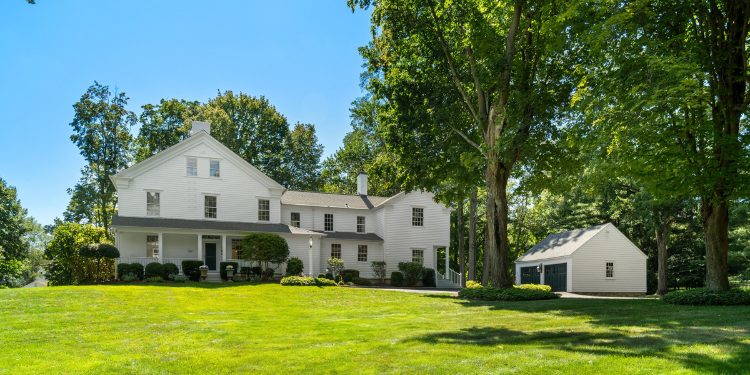 365 Greens Farms Road - Photo Estative Media, KMS & Nolan Teams at Compass