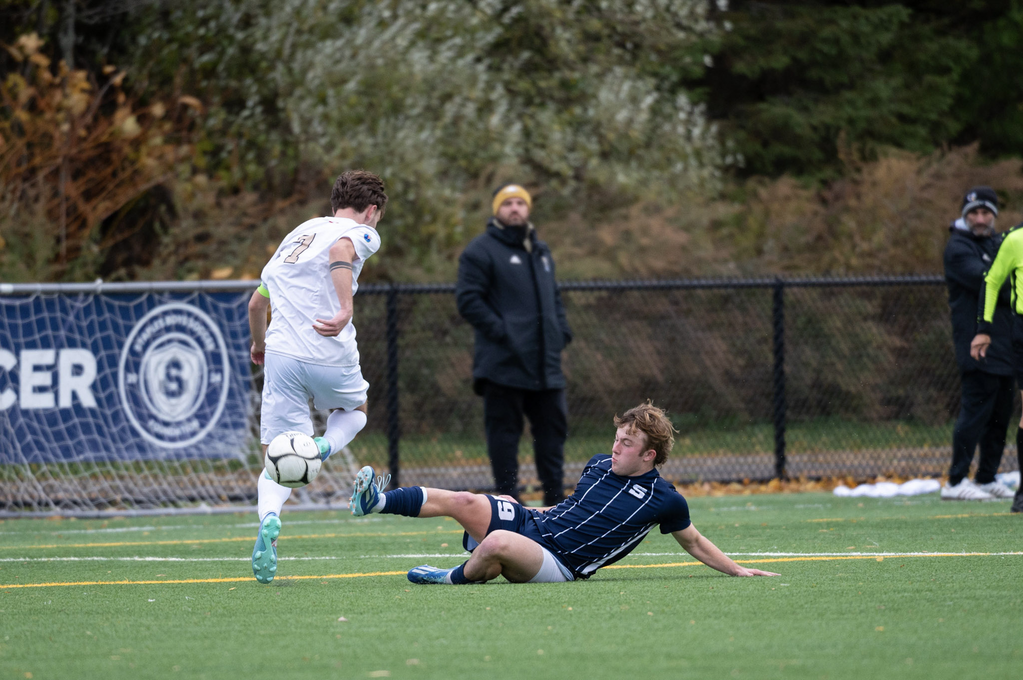 Emmett Zahler had an excellent game out outside back - Photo Ryan Allen