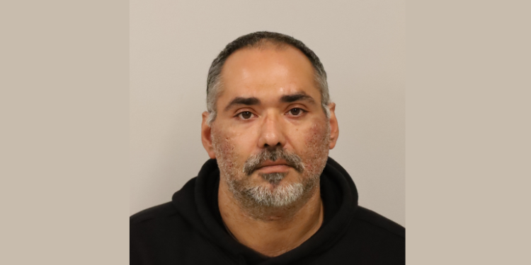 Contractor charged with burglarizing home around New Year