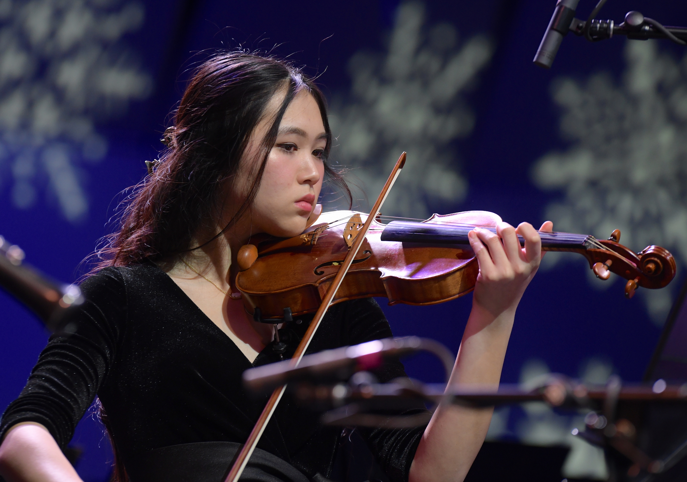 Senior Isabel Jo, orchestra