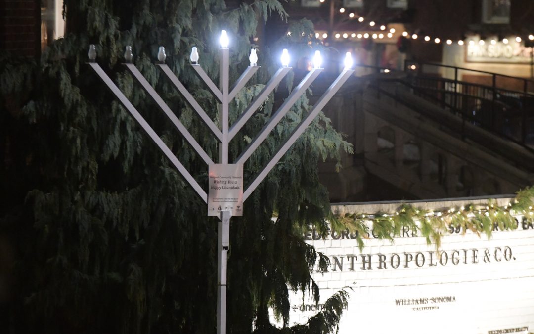 Downtown Westport celebrates the season
