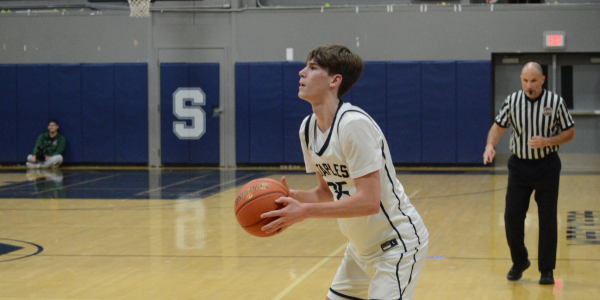 Boys basketball stays perfect through four contests