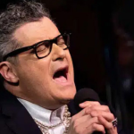 Isaac Mizrahi to blend comedy, commentary, music in WCP event