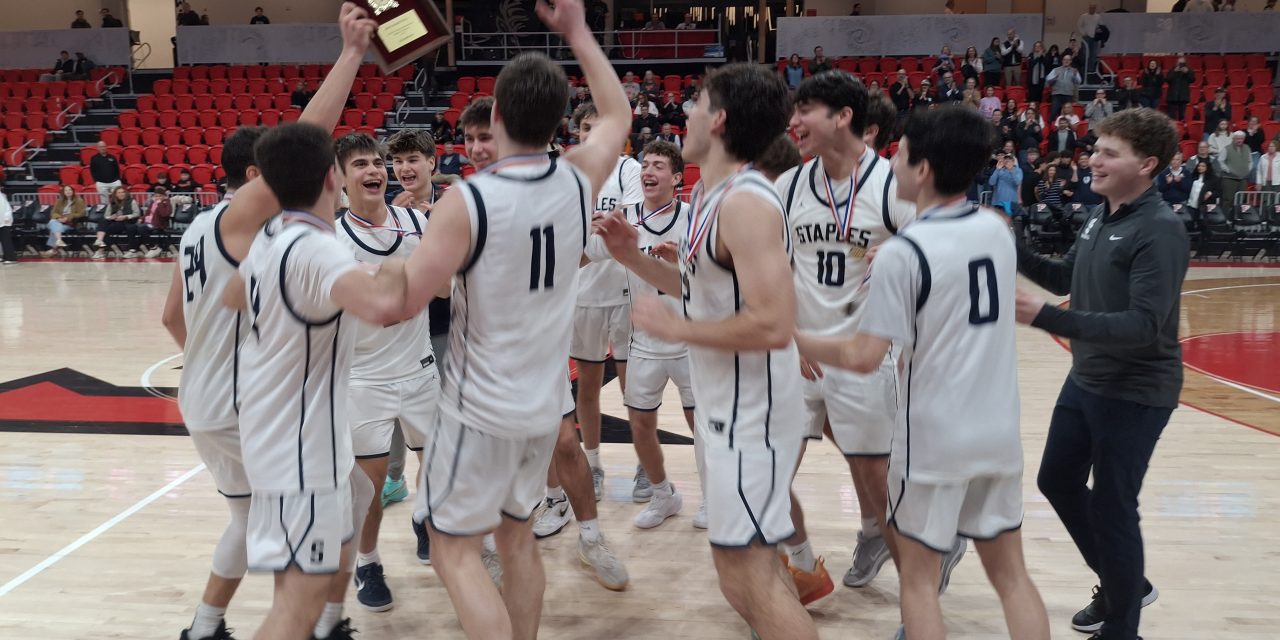 Back to back! Boys win another FCIAC title, girls’ comeback falls short
