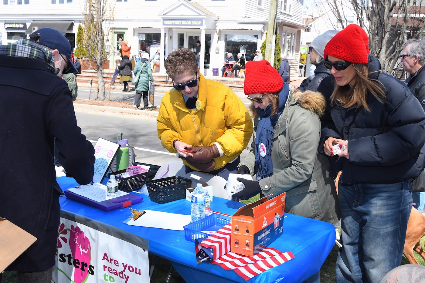 ReSisters table
