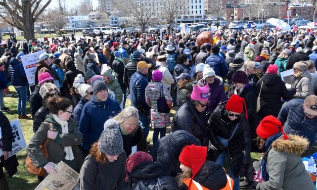 “No Kings” rally brings thousands to Jesup Green