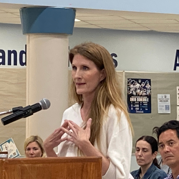 Taryn Allen, parent.jpg