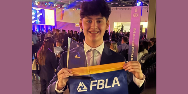 Staples’ Noah Saporta takes 1st Place at FBLA National Leadership Conference