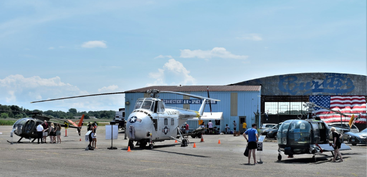 Connecticut Air & Space Center to host Helicopter Day this weekend