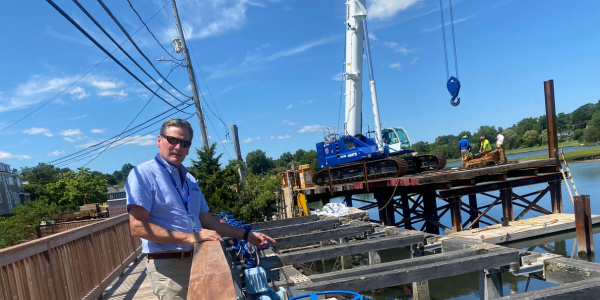 New DPW chief, Westport native Larry Roberts, keeps town updated 