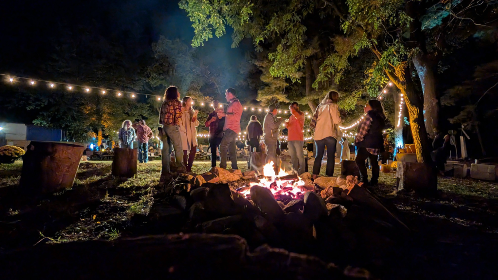 Woodside Bash - Photo Earthplace