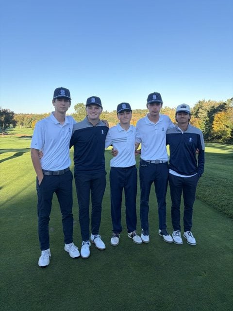 Wreckers golfers James Moneyhon, Justin Goldshore, Evan Sealove Trent Armstrong and Jordan Benaderet - Photo Peter Caligiure